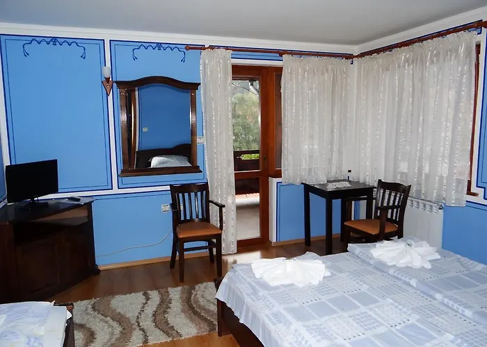 Denis 2* Koprivchtitsa