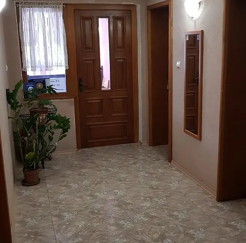 Denis 2* Koprivchtitsa